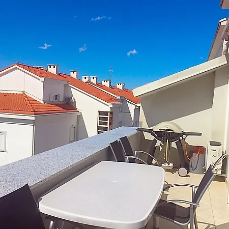 Apartment Svetlana Selce Kültér fotó